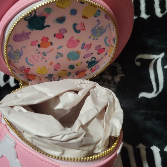 Loungefly Alice In Wonderland Unbirthday Cake Bam Exclusive Crossbody. - Picture 8 of 9